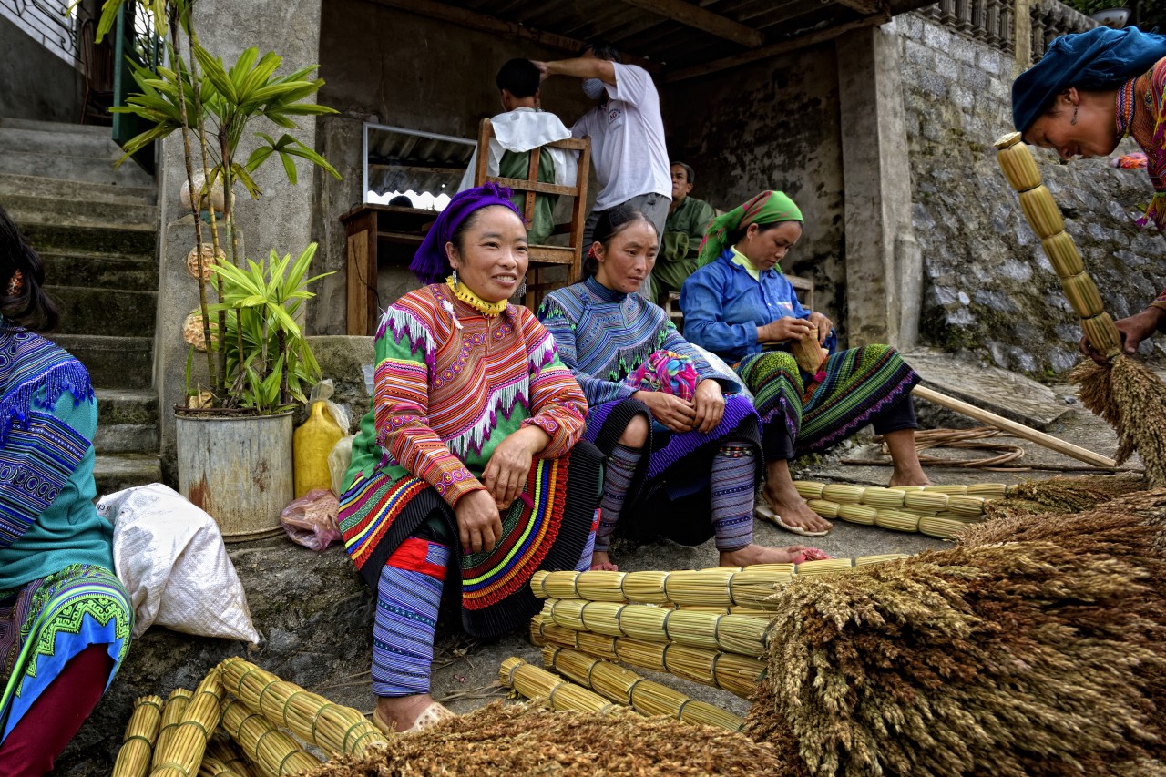 VIETNAM VIETNAM