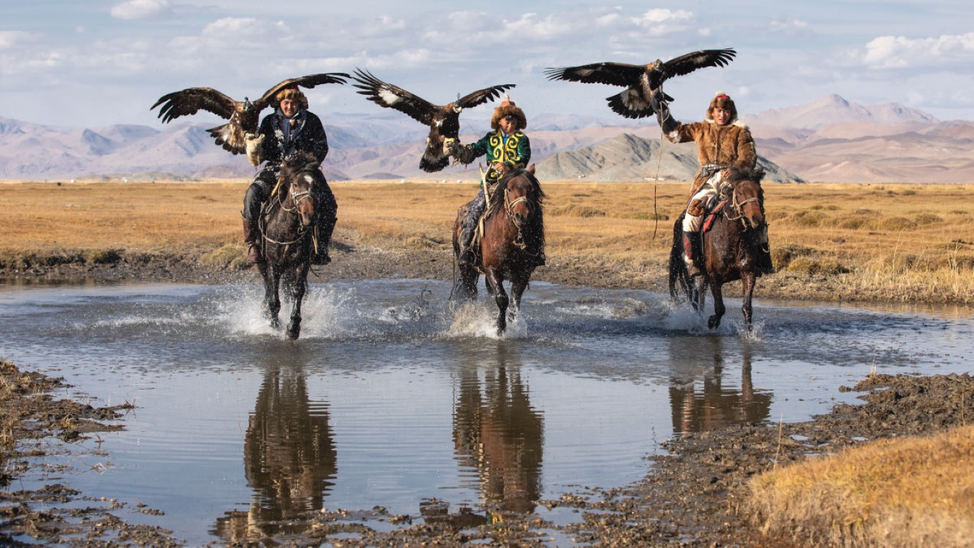 MONGOLIA EAGLE FESTIVAL