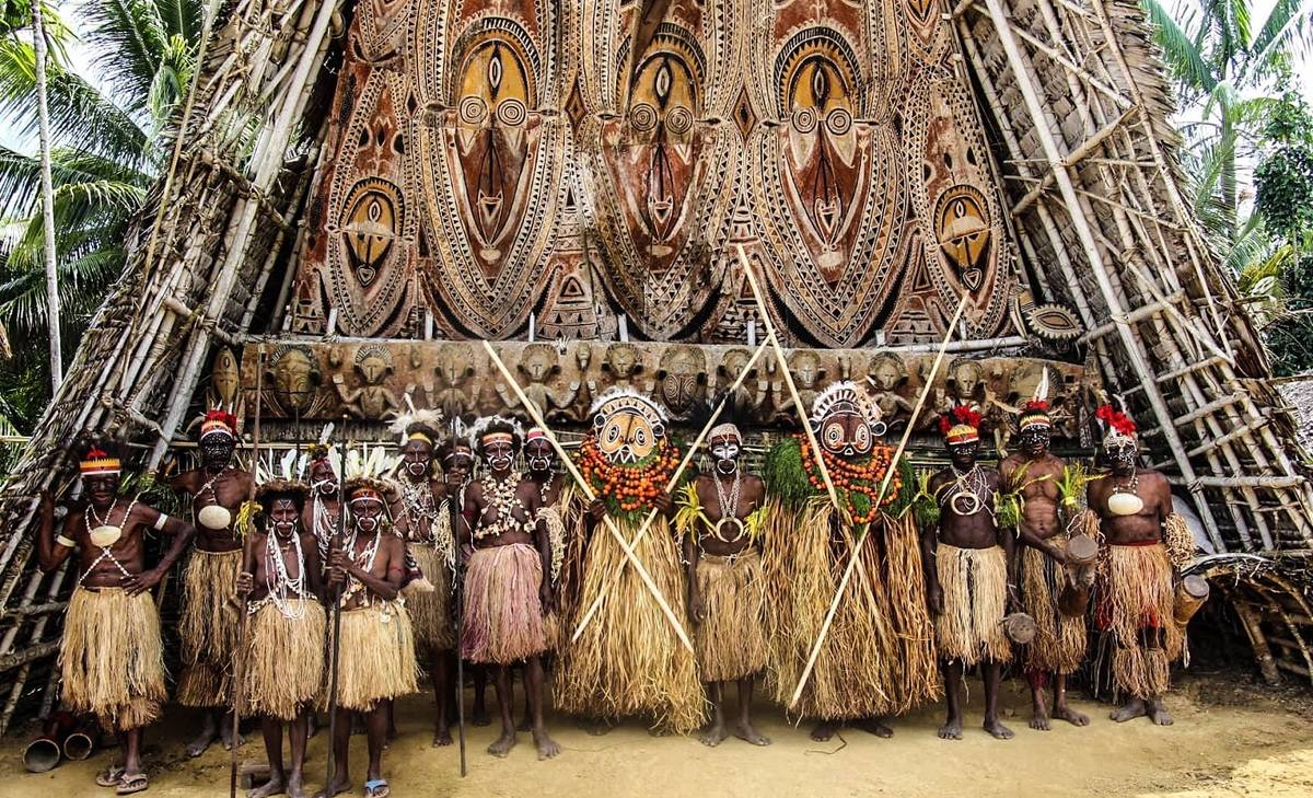 PAPUA, GUINEA, FESTIVAL GOROKA