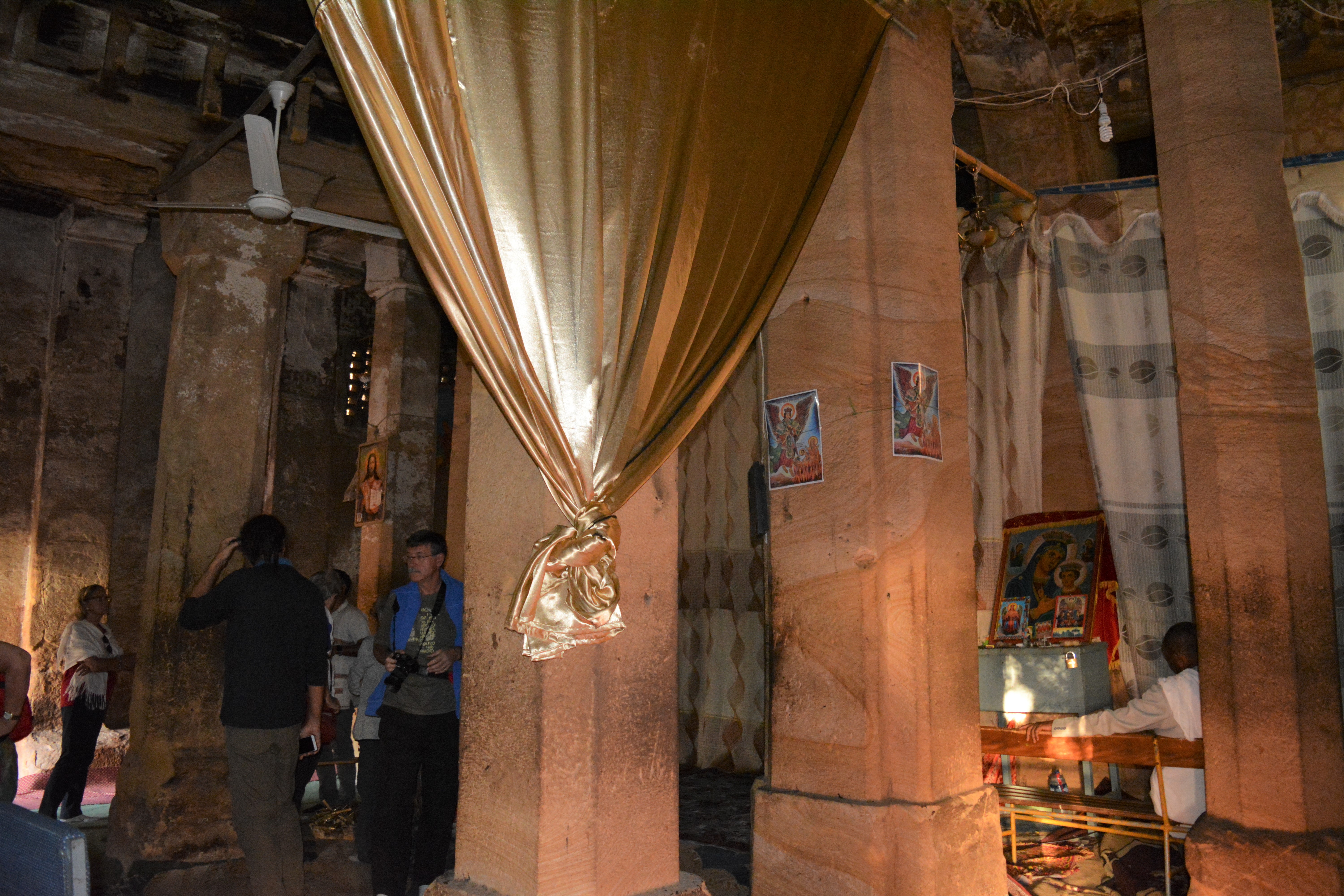 Interno chiesa lalibela