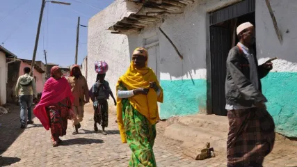 Harar-colourful