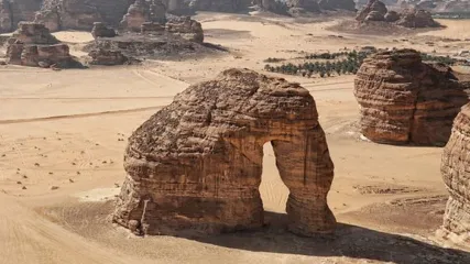 AlUla__Elephant_Rock_1 (Media)