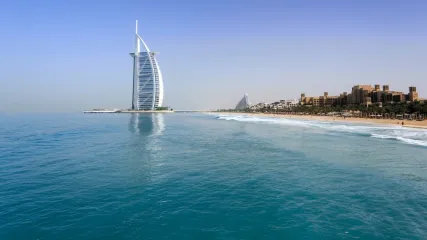 burj al arab + beach (Media)